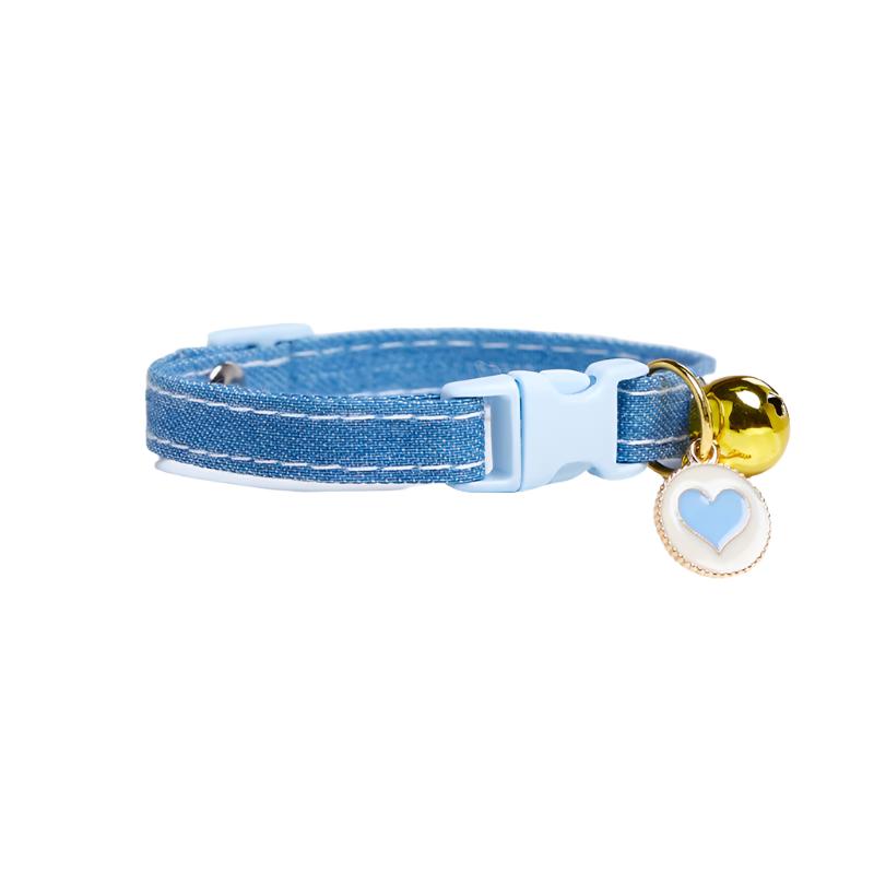 Gingham Flower Pattern Pendant Bell Dog Collar